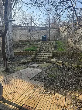 Satılır 5 otaqlı həyət evi 135 m²