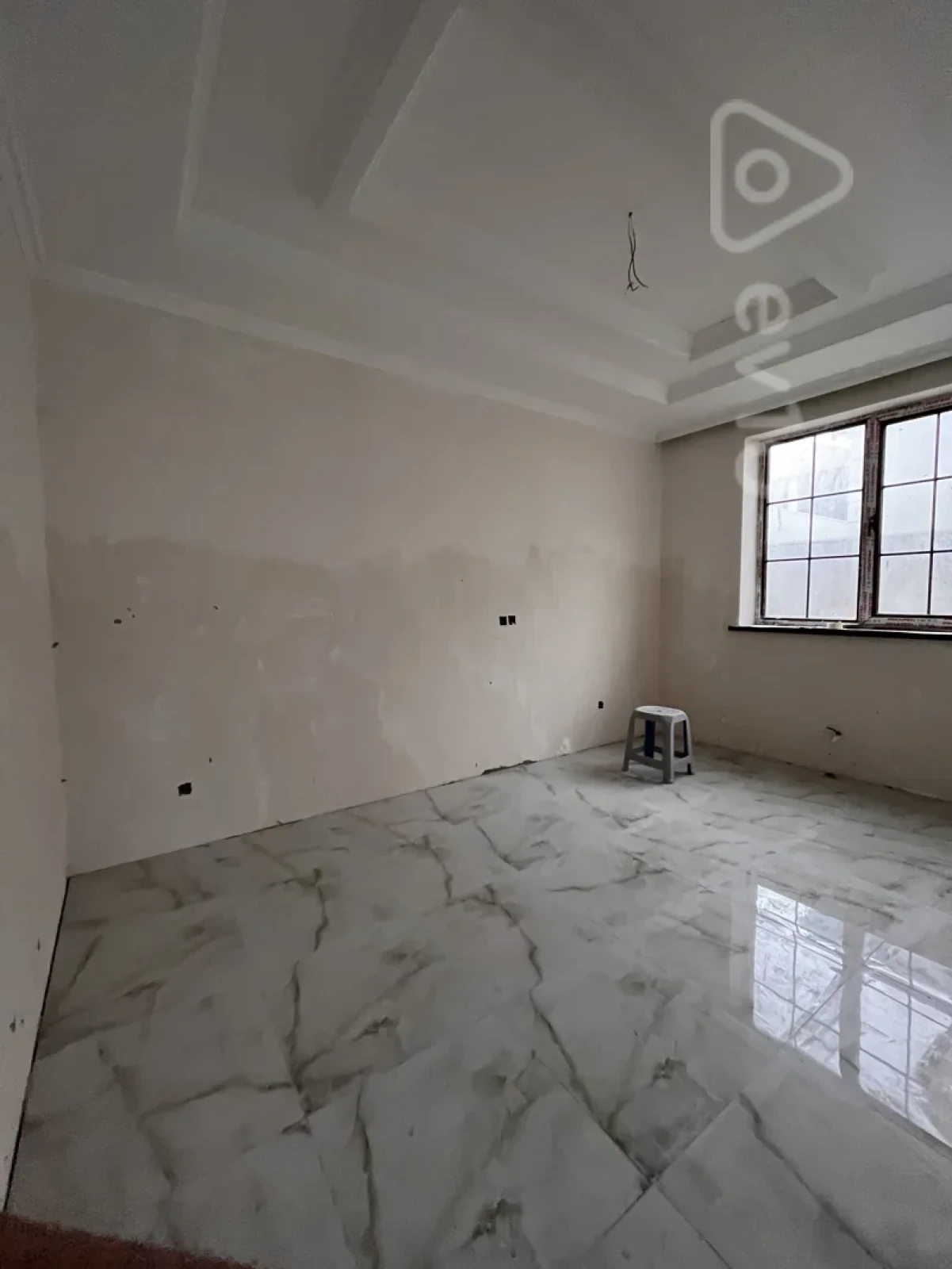 Satılır 6 otaqlı həyət evi 212 m²