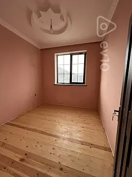 Satılır 6 otaqlı həyət evi 212 m²