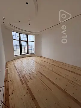 Satılır 6 otaqlı həyət evi 212 m²