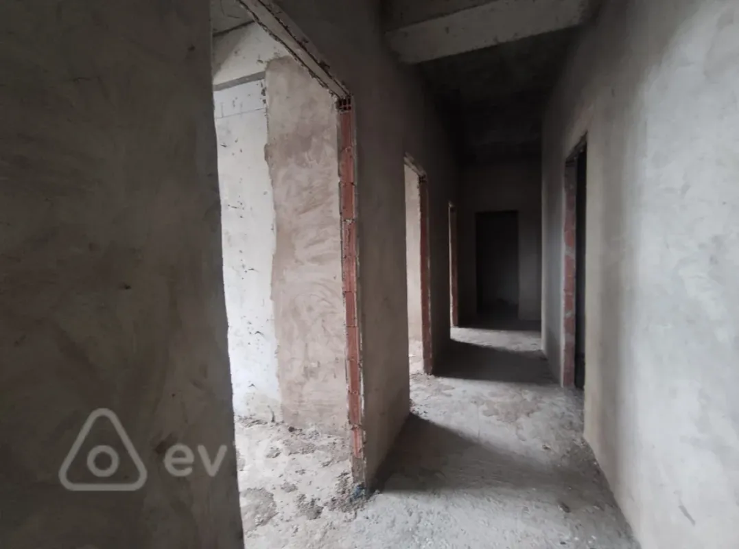 Satılır 3 otaqlı yeni tikili 89 m²