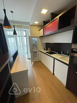 Satılır 2 otaqlı yeni tikili 100 m²