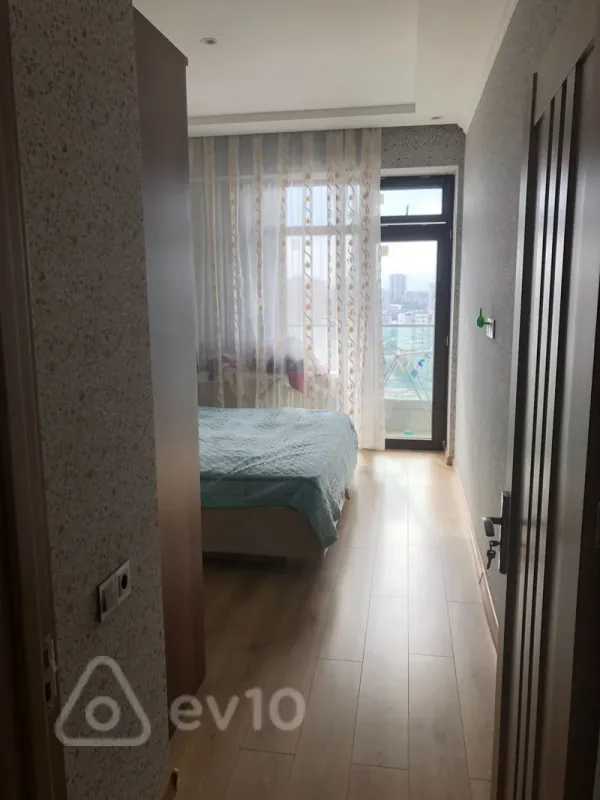 Satılır 2 otaqlı yeni tikili 100 m²