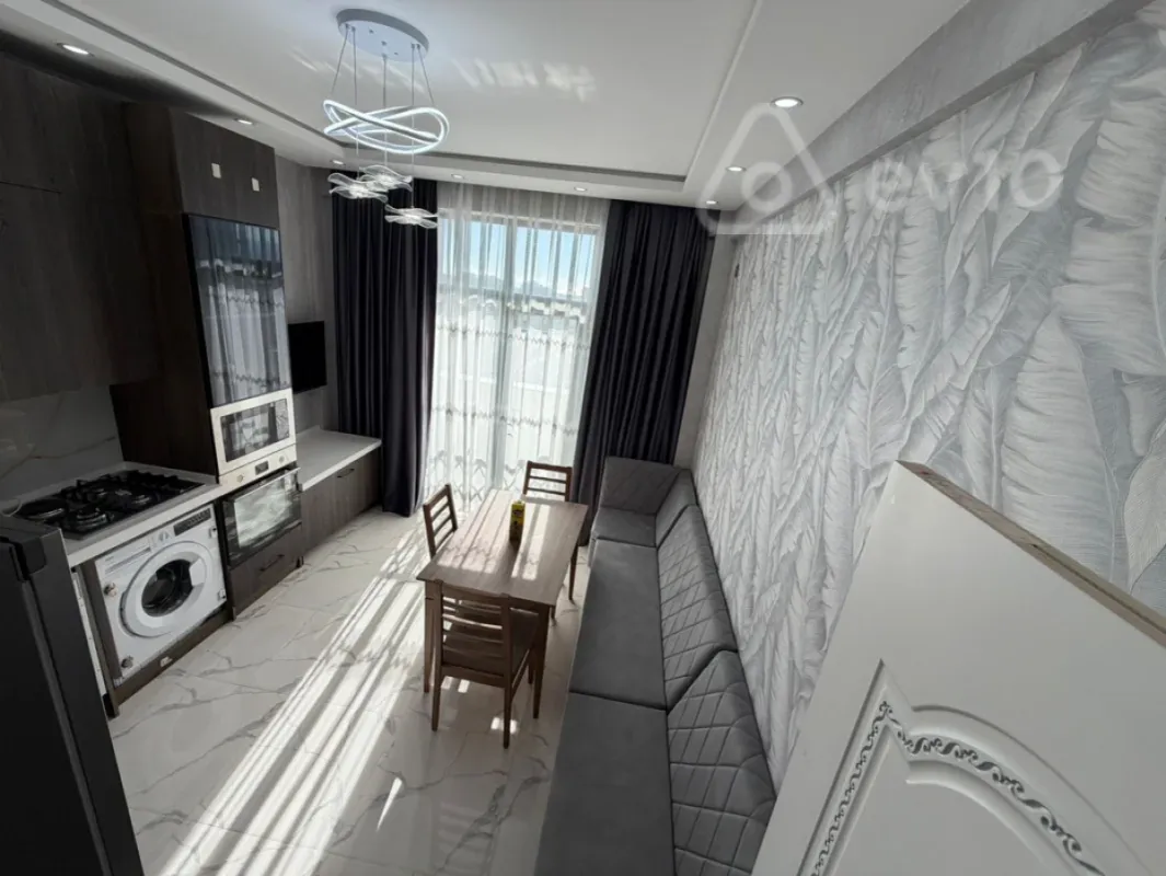 Kirayə verilir 3 otaqlı yeni tikili 116 m²