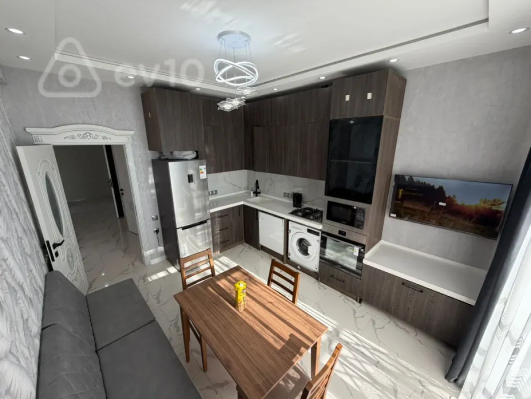 Kirayə verilir 3 otaqlı yeni tikili 116 m²