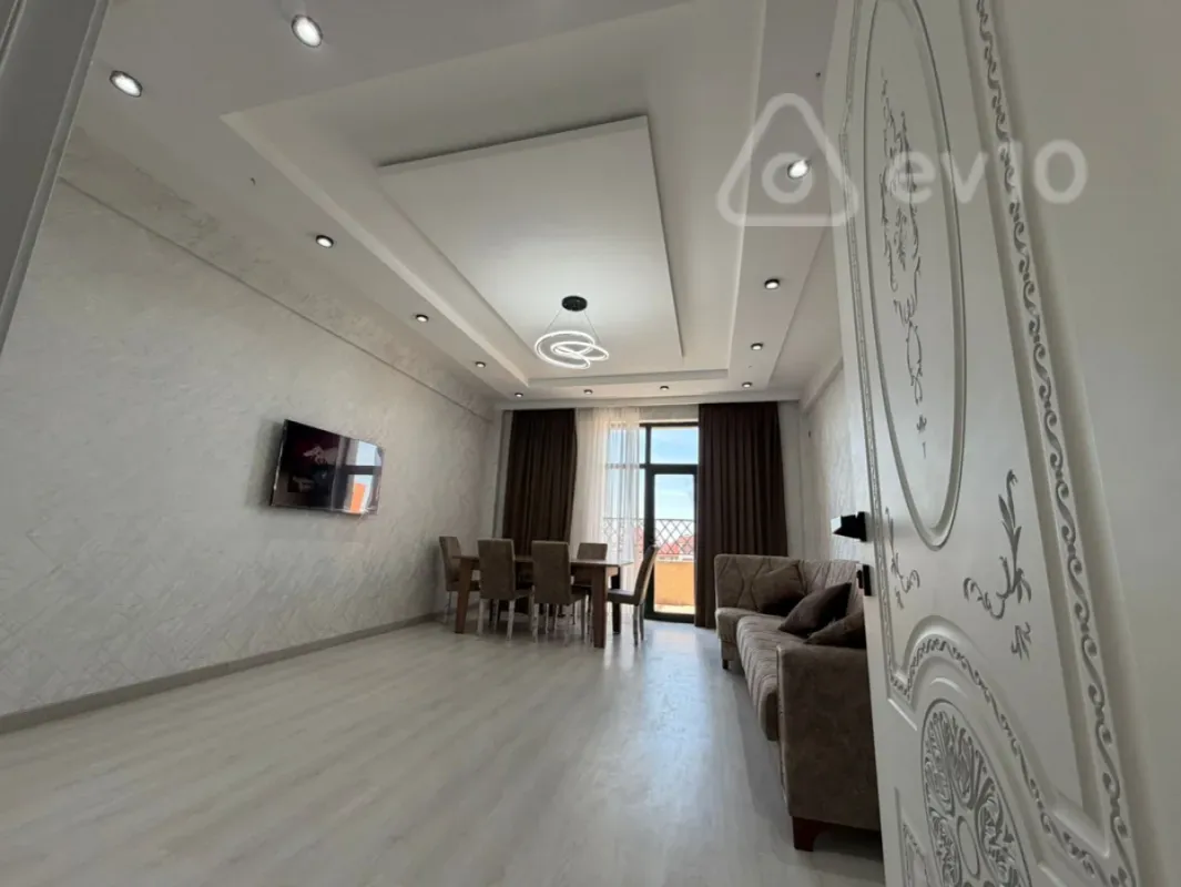 Kirayə verilir 3 otaqlı yeni tikili 116 m²