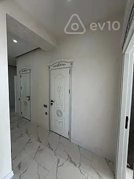 Kirayə verilir 3 otaqlı yeni tikili 116 m²