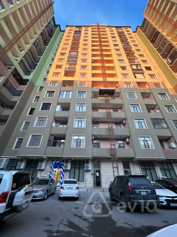 Satılır 3 otaqlı yeni tikili 98 m²