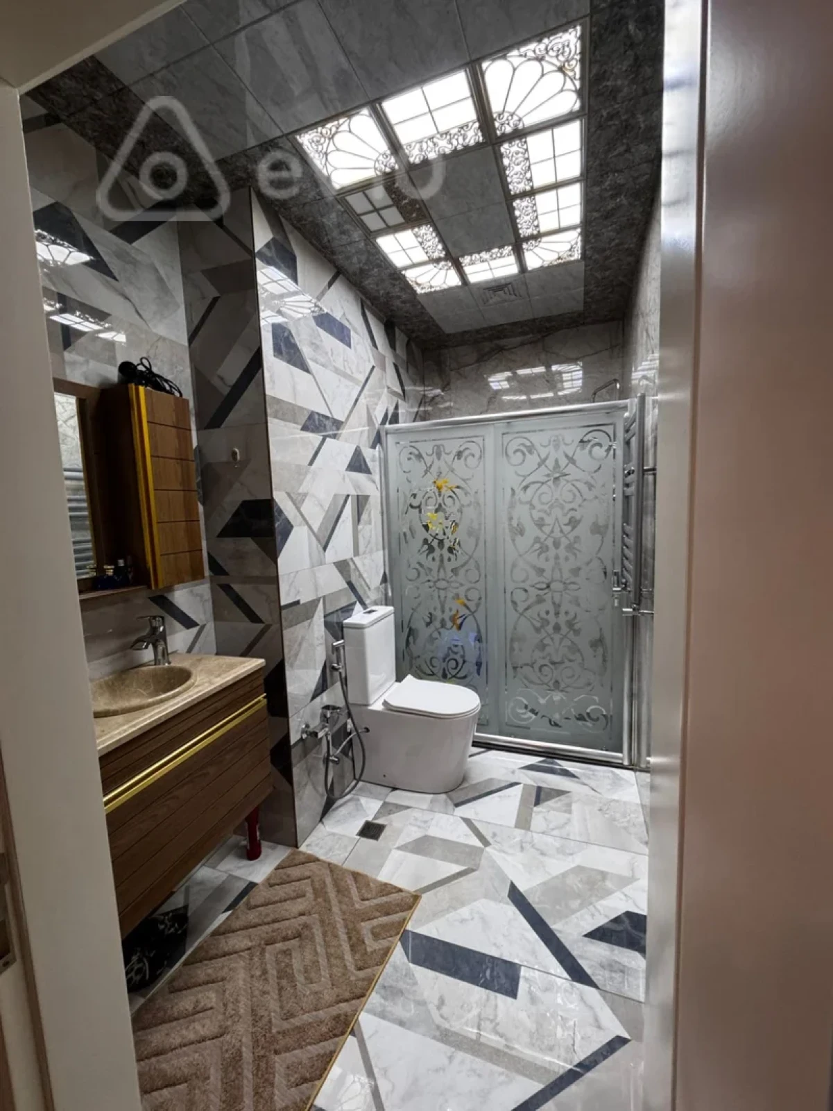 Satılır 3 otaqlı yeni tikili 98 m²