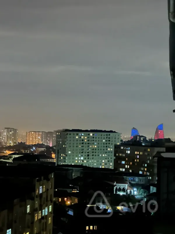 Satılır 3 otaqlı yeni tikili 98 m²