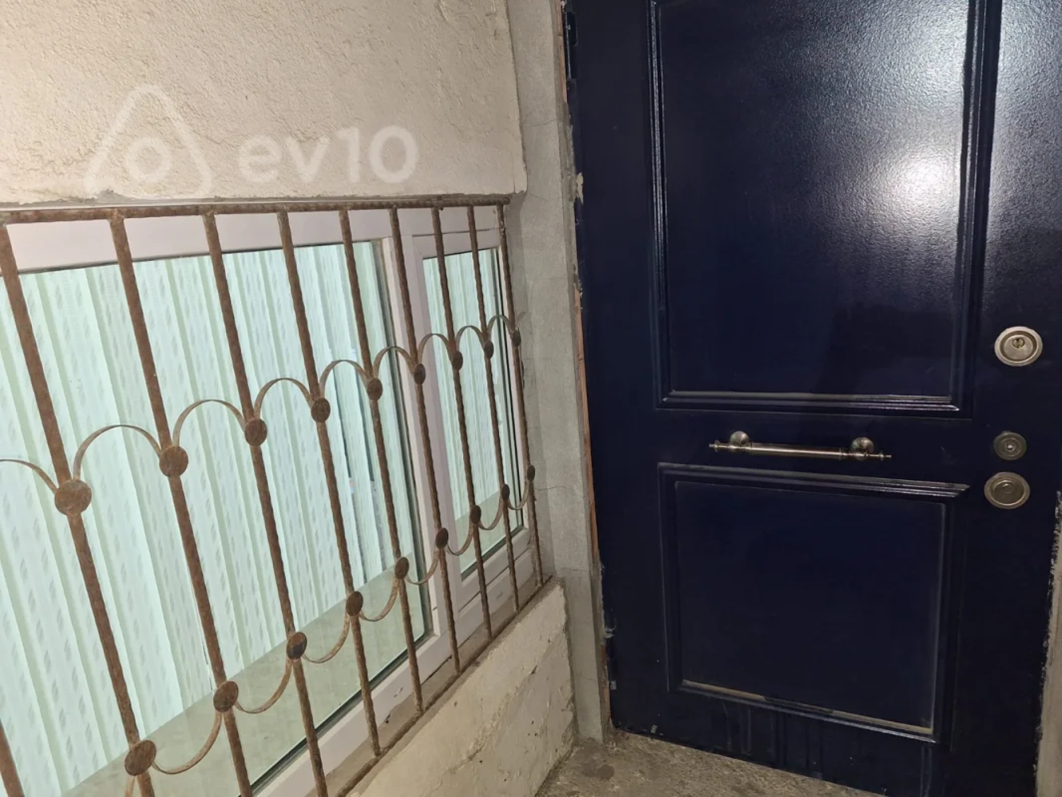 Satılır mənzil 950 m²