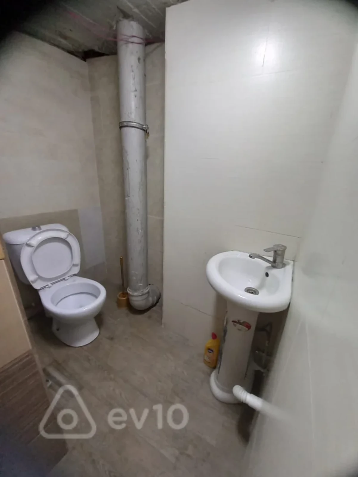 Satılır mənzil 950 m²