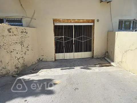 Satılır mənzil 950 m²