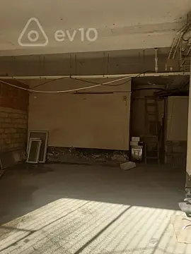 Satılır mənzil 950 m²