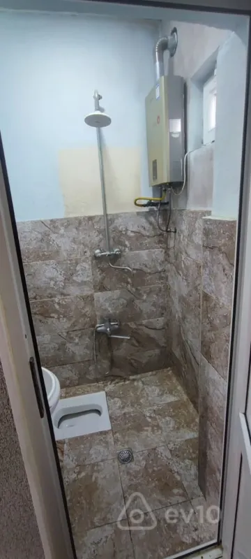 Satılır 3 otaqlı həyət evi 1500 m²