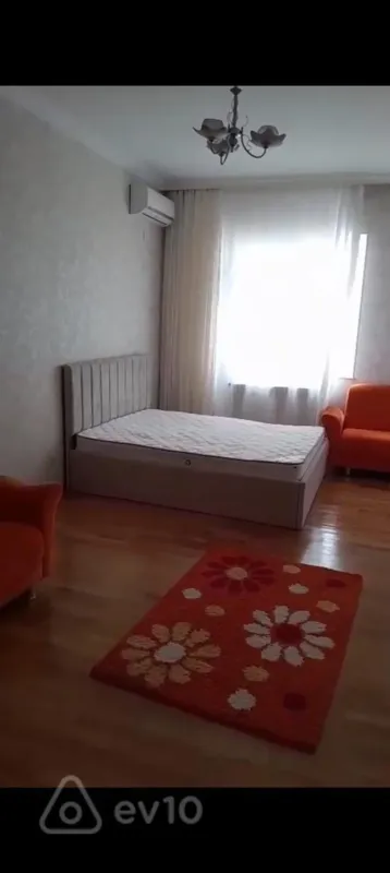 Kirayə verilir 3 otaqlı yeni tikili 120 m²