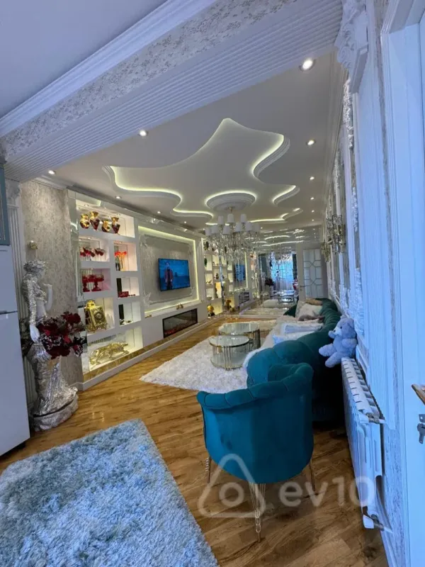 Kirayə verilir 3 otaqlı yeni tikili 110 m²