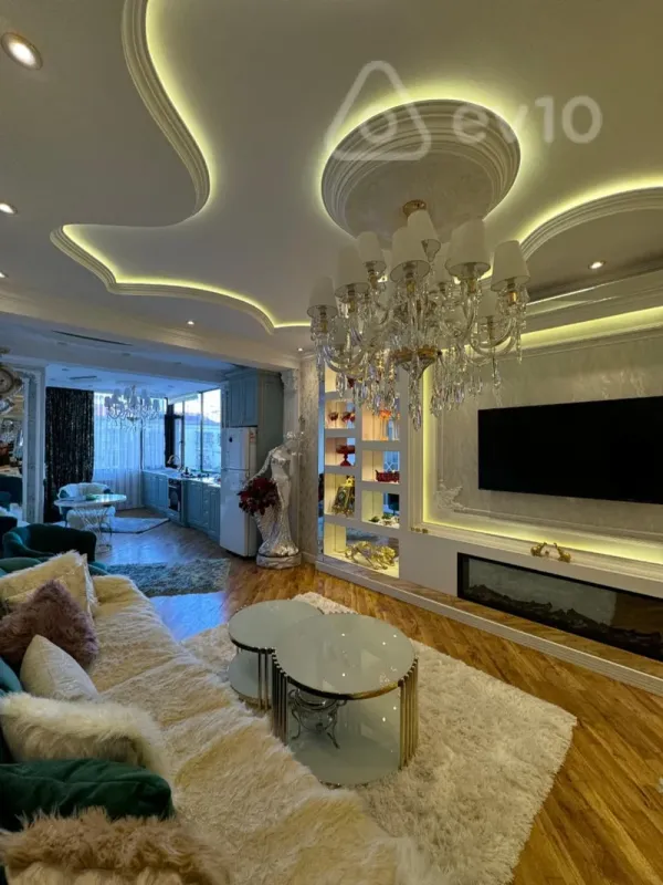 Kirayə verilir 3 otaqlı yeni tikili 110 m²