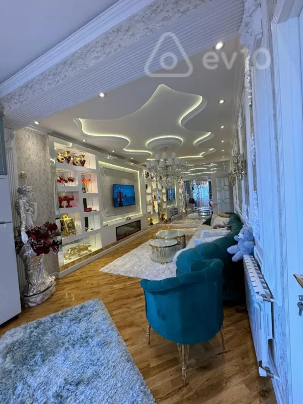 Kirayə verilir 3 otaqlı yeni tikili 110 m²