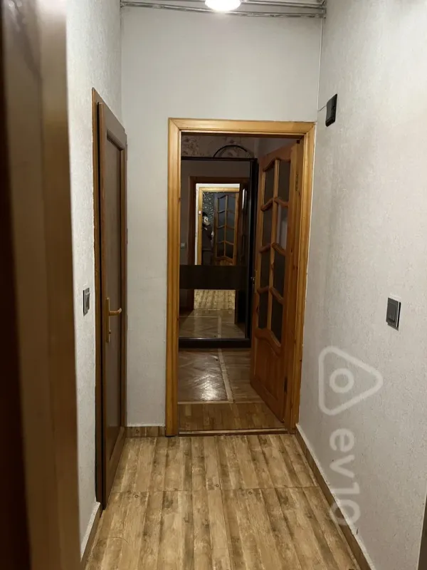 Kirayə verilir 2 otaqlı yeni tikili 60 m²