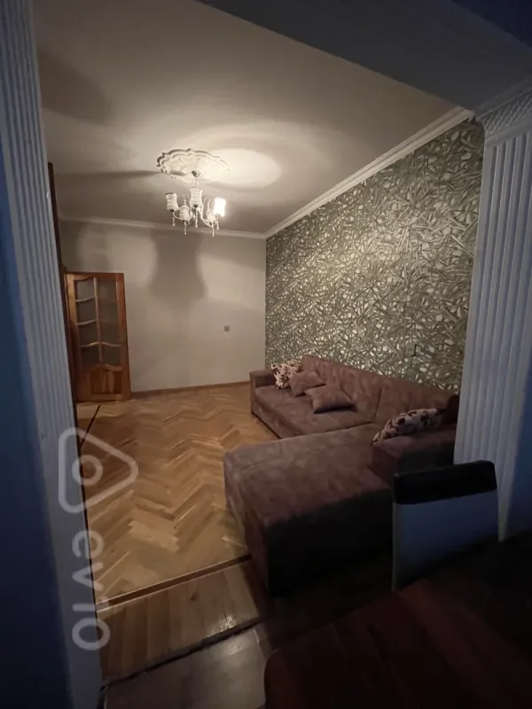 Kirayə verilir 2 otaqlı yeni tikili 60 m²