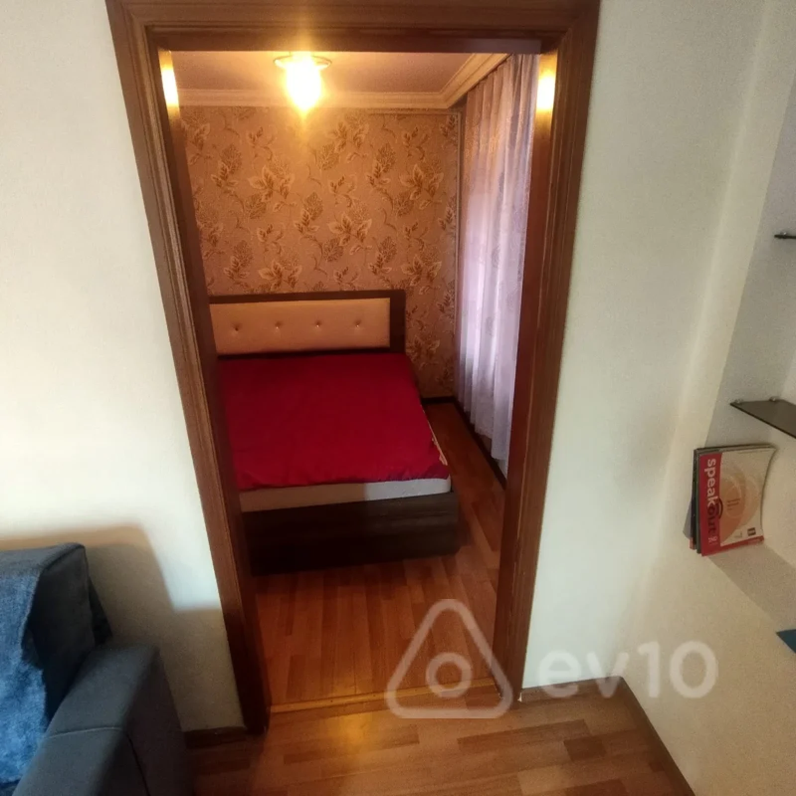 Kirayə verilir 2 otaqlı köhnə tikili 38 m²