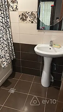 Kirayə verilir 2 otaqlı yeni tikili 90 m²