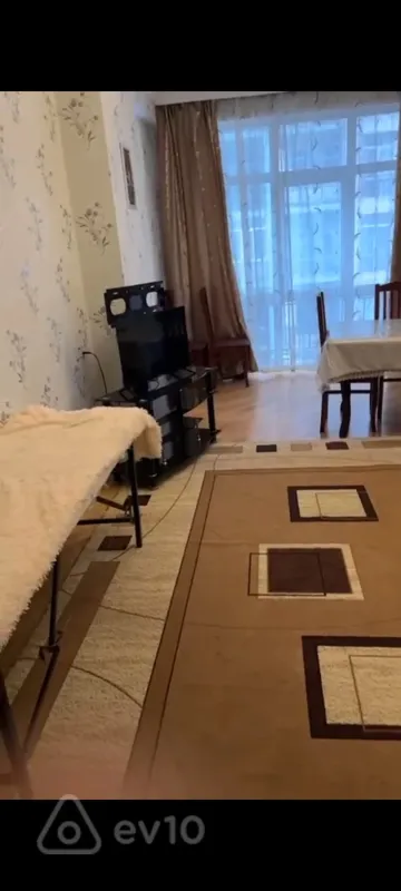 Kirayə verilir 2 otaqlı yeni tikili 90 m²