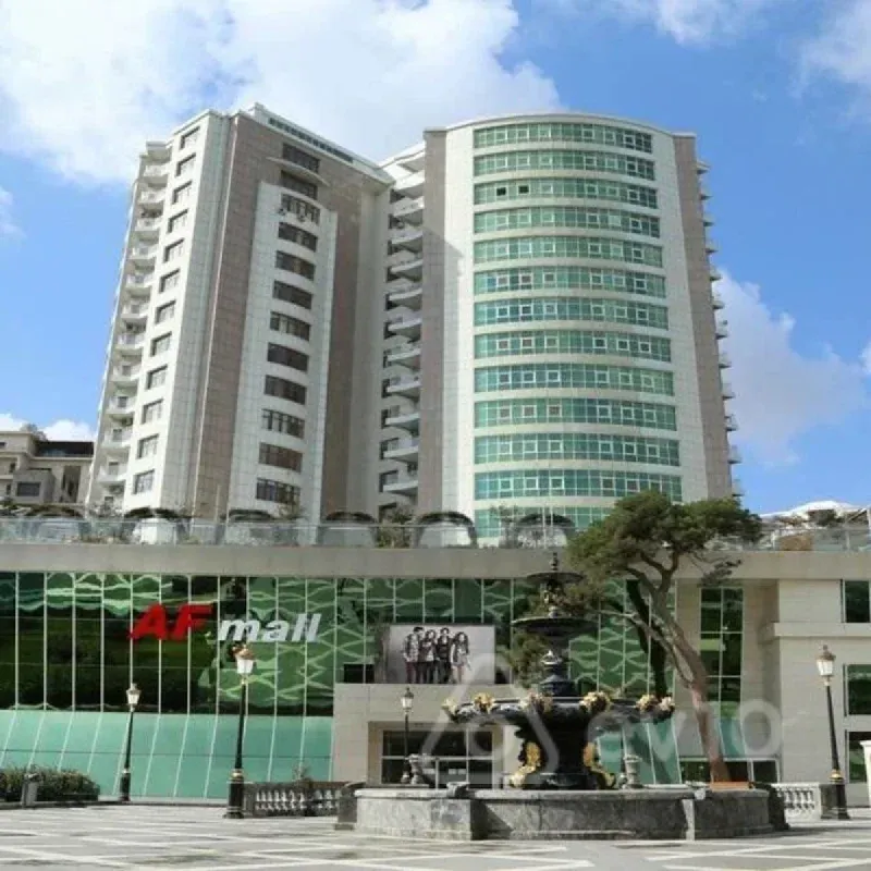 Kirayə verilir 4 otaqlı yeni tikili 200 m²