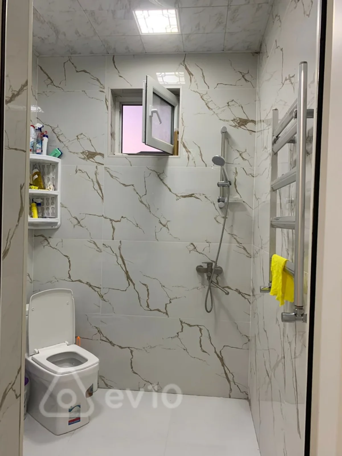 Satılır 5 otaqlı həyət evi 195 m²