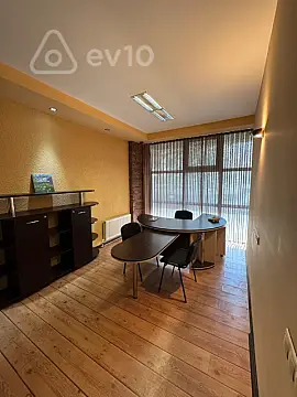 Kirayə verilir 6 otaqlı ofis 180 m² — Bakı, Nəsimi 6 otaq 180.00 m²