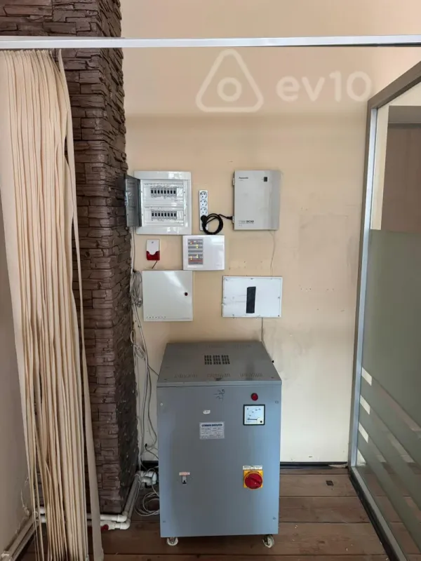 Kirayə verilir 6 otaqlı ofis 180 m²