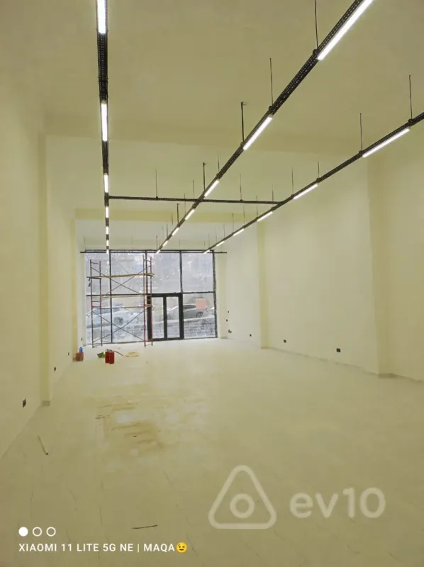 Kirayə verilir mənzil 160 m²