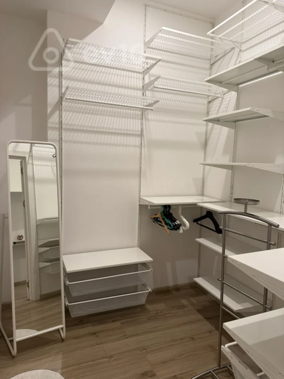 Kirayə verilir 4 otaqlı yeni tikili 170 m²