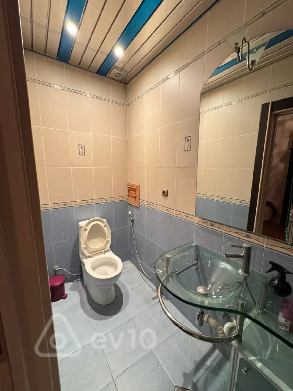 Satılır 3 otaqlı yeni tikili 150 m²