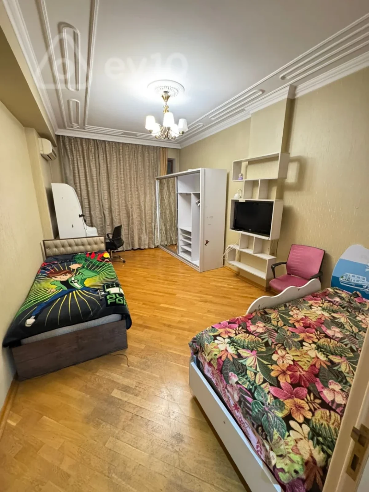 Satılır 3 otaqlı yeni tikili 150 m²