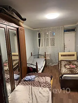 Kirayə verilir 3 otaqlı köhnə tikili 70 m²