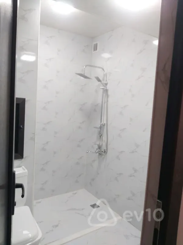 Satılır 1 otaqlı köhnə tikili 47 m²