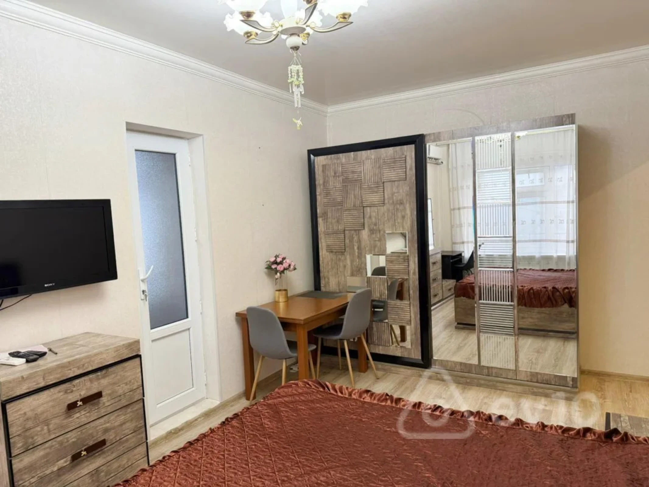 Satılır 1 otaqlı köhnə tikili 47 m²