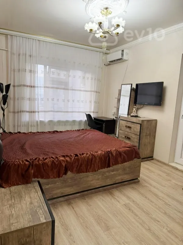 Satılır 1 otaqlı köhnə tikili 47 m²
