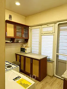 Satılır 1 otaqlı köhnə tikili 47 m²