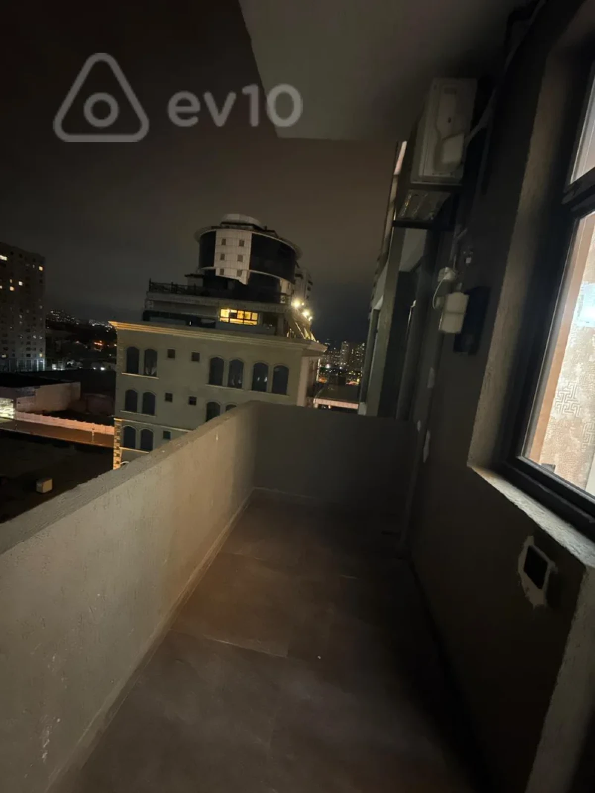 Kirayə verilir 2 otaqlı yeni tikili 70 m²