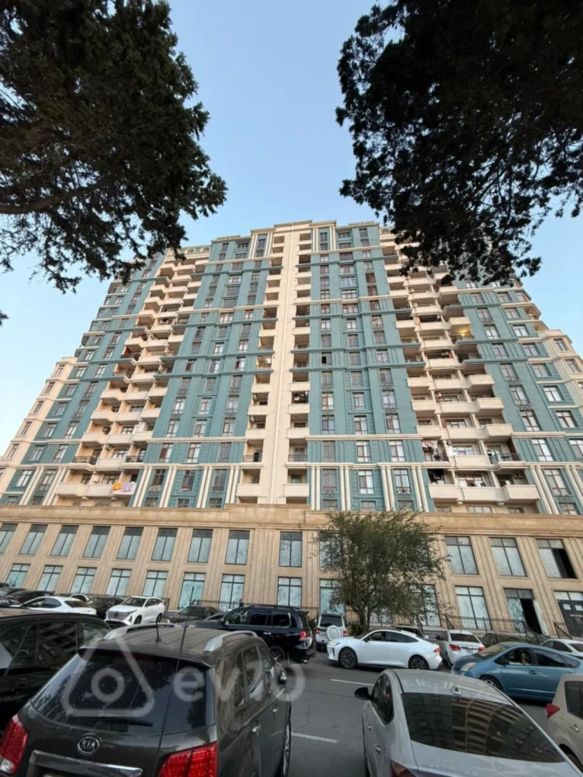 Kirayə verilir 2 otaqlı yeni tikili 75 m²