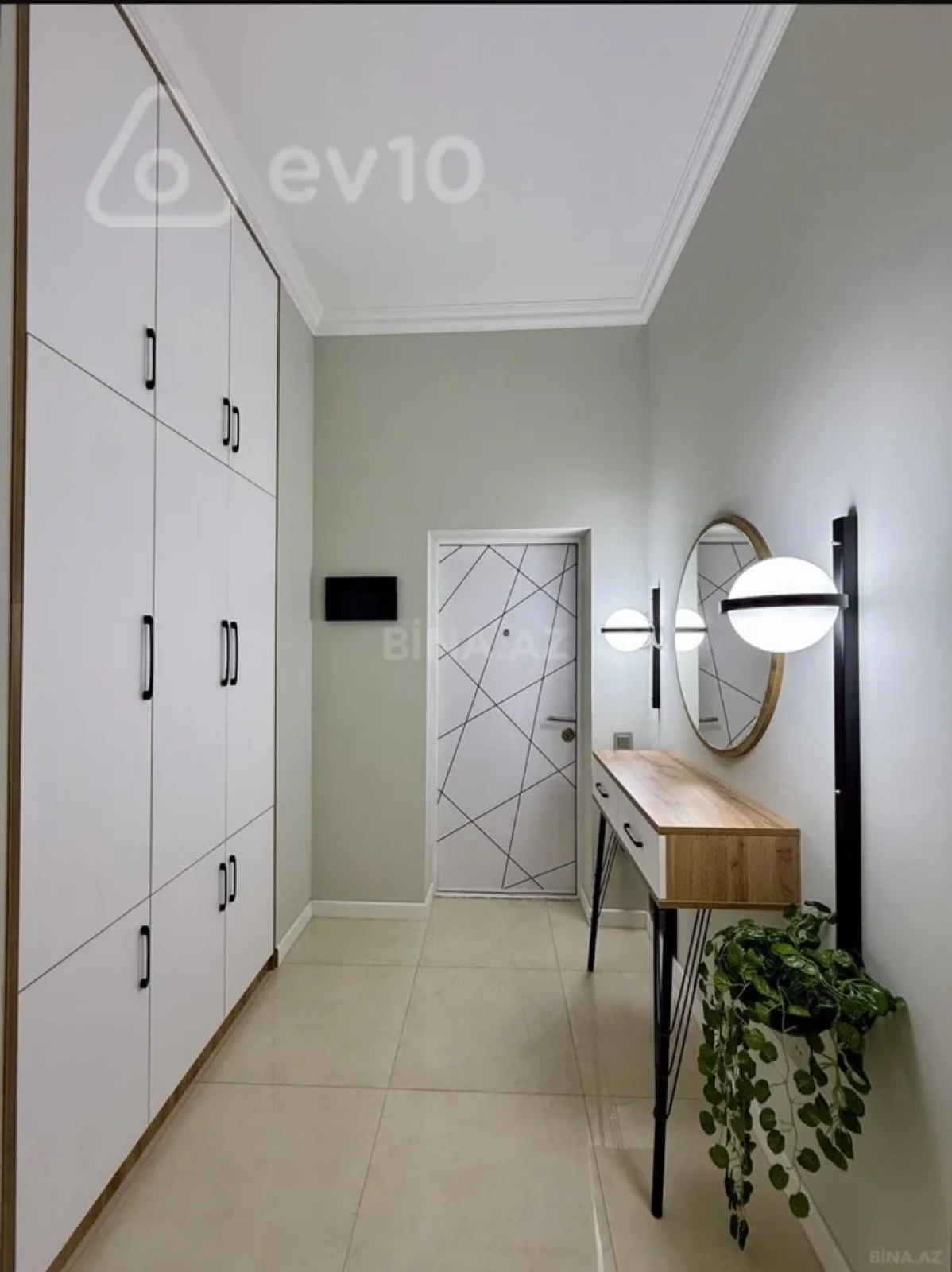 Kirayə verilir 2 otaqlı yeni tikili 65 m²