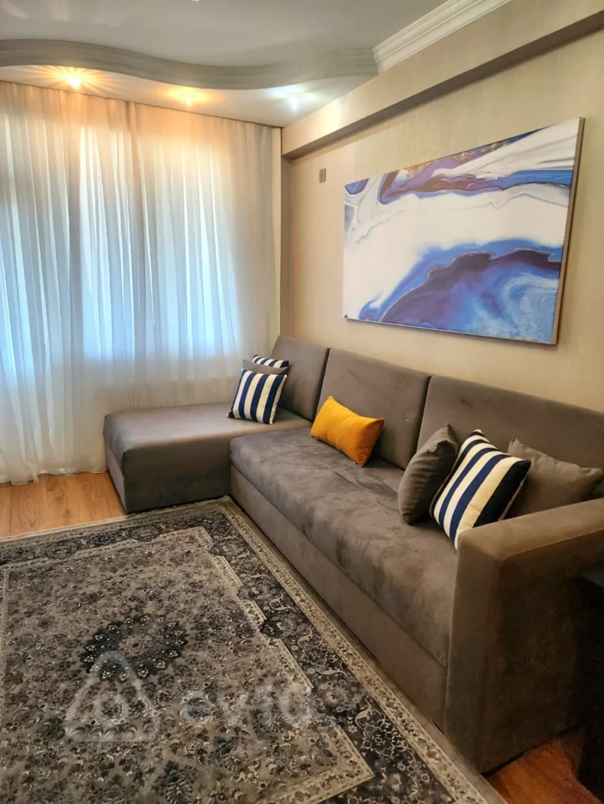 Kirayə verilir 3 otaqlı yeni tikili 100 m²