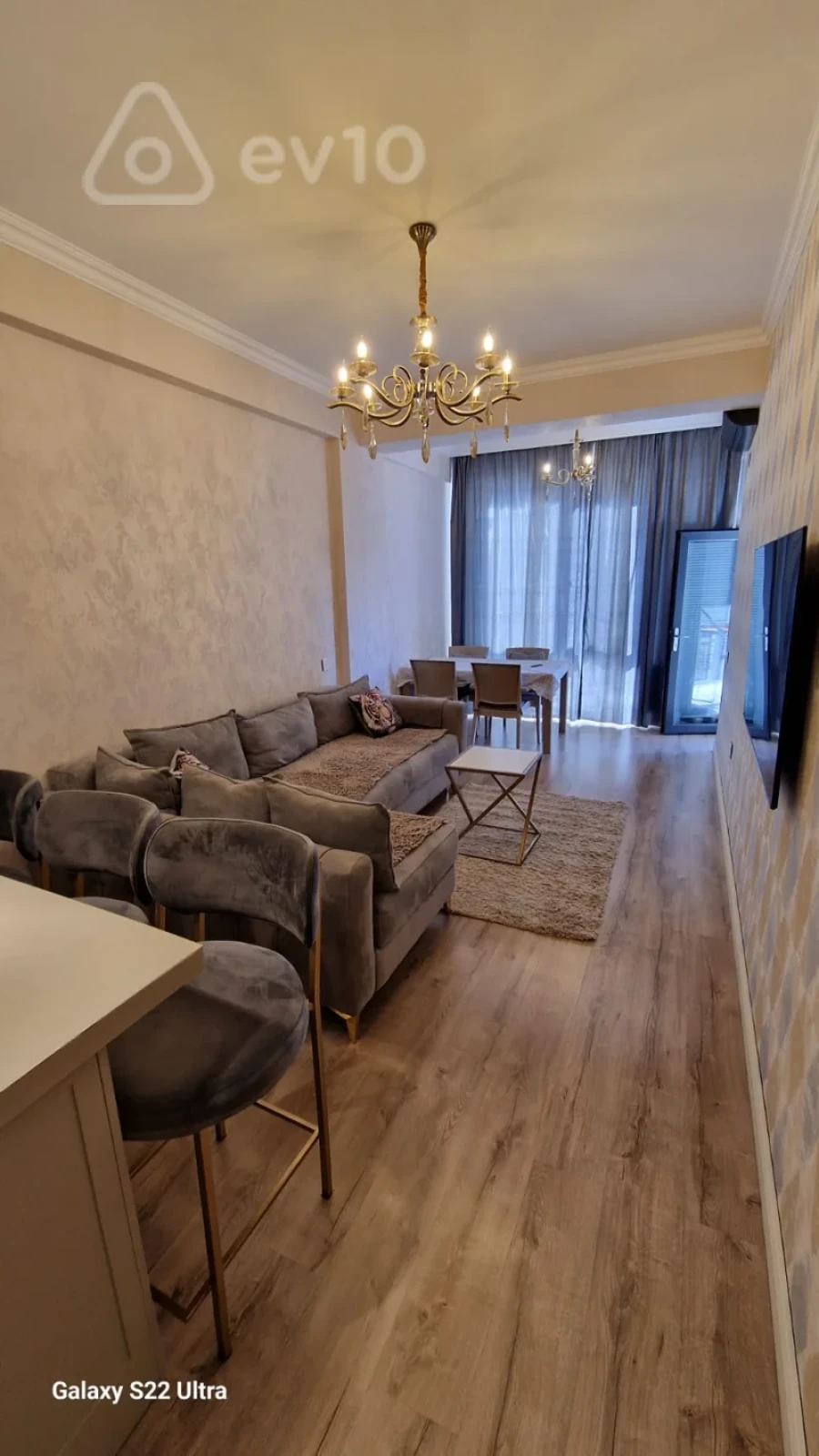 Kirayə verilir 2 otaqlı yeni tikili 65 m²
