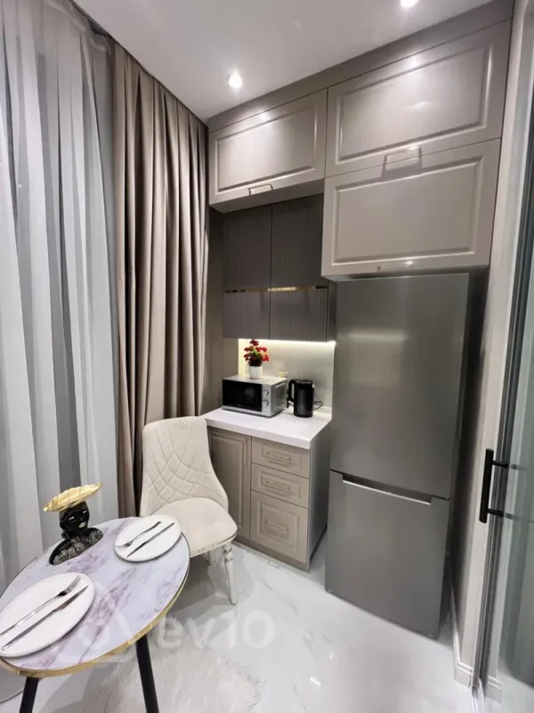 Kirayə verilir 2 otaqlı yeni tikili 71 m²