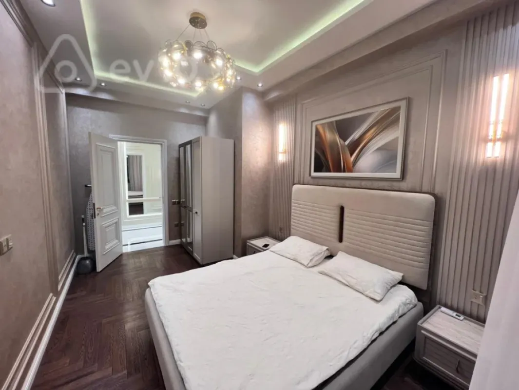 Kirayə verilir 2 otaqlı yeni tikili 71 m²