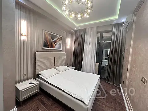 Kirayə verilir 2 otaqlı yeni tikili 71 m²