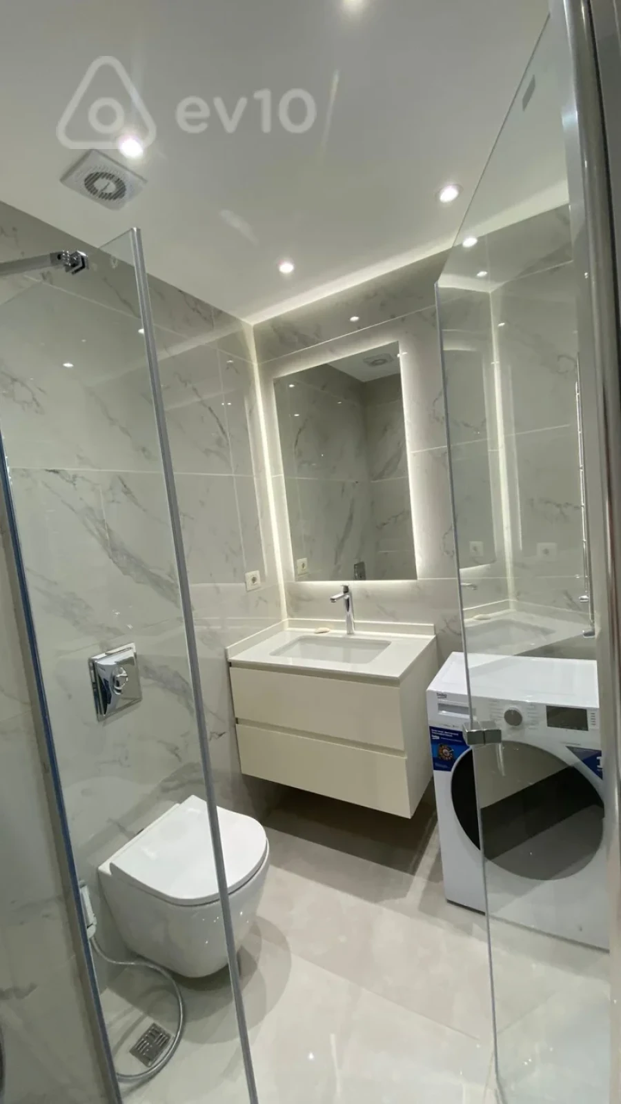 Kirayə verilir 2 otaqlı yeni tikili 61 m²